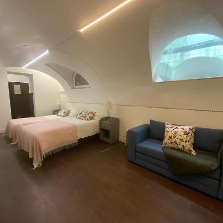 El Jardin Del Angel Camelia Apartment Madrid Ngoại thất bức ảnh